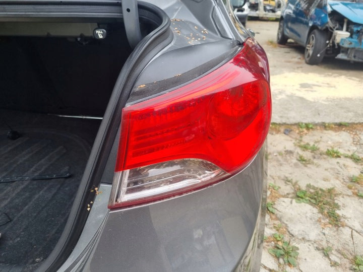 Rückleuchte Hyundai Elantra Rechts Rearlight RUK9043327973qd