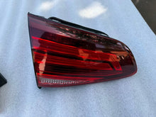 Laden Sie das Bild in den Galerie-Viewer, Rückleuchte VW Golf VII 5G0945093AG Links Rearlight RUK9046874800bb