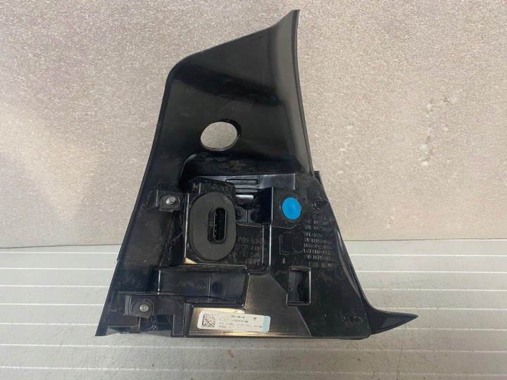 Rückleuchte Tesla Model Y 1077399-00D Links Rearlight RUK9102812714tw