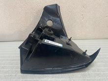 Laden Sie das Bild in den Galerie-Viewer, Rückleuchte Tesla Model Y 1077399-00D Links Rearlight RUK9102812714tw