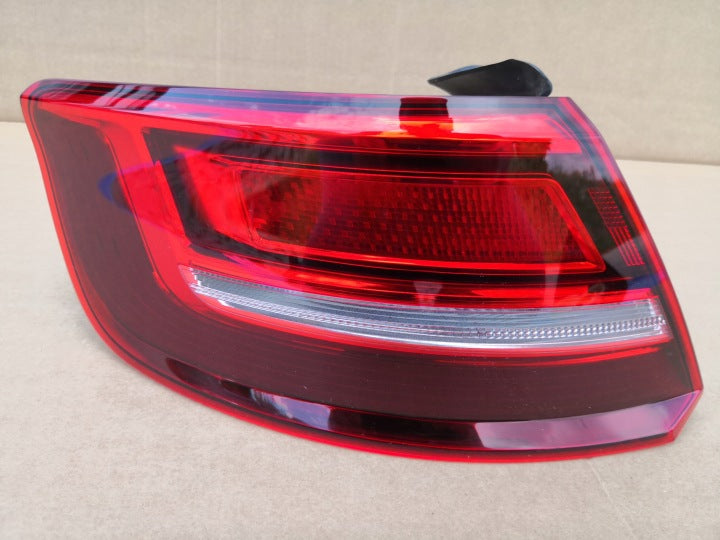 Rückleuchte Audi A3 8V4945069 Links Rearlight RUK9255363882hb