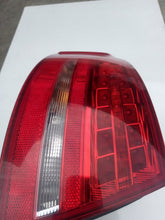 Laden Sie das Bild in den Galerie-Viewer, Rückleuchte Audi A4 B8 8K9945095B Links Rearlight RUK9374921627dw