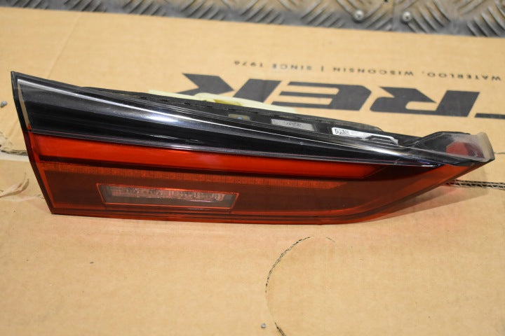 Rückleuchte BMW G22 G23 747760709 Links Rearlight RUK9380813030js