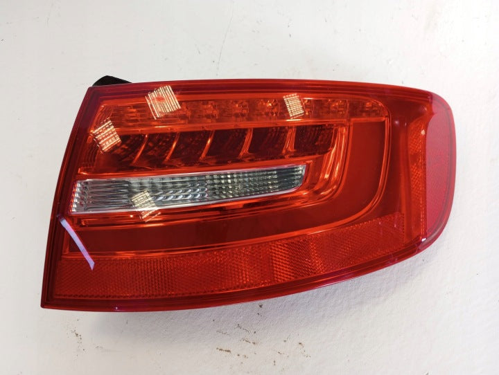 Rückleuchte Audi A4 B8 8K9945096D Rechts Rearlight RUK9410154613uy