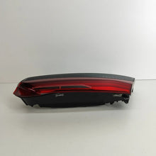 Laden Sie das Bild in den Galerie-Viewer, Rückleuchte BMW 8 H8744578013 Rechts Rearlight RUK9450661642ta