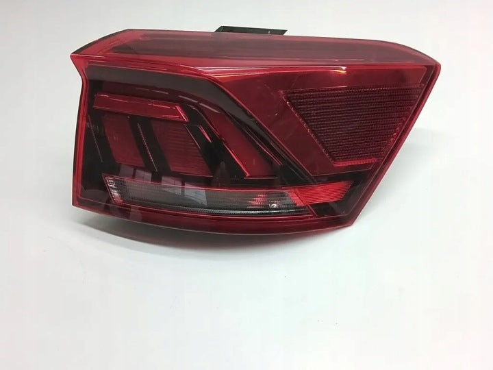 Rückleuchte VW 2GA945096A Rechts Rearlight RUK9478319993dl