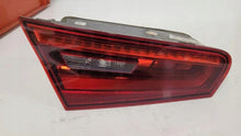 Laden Sie das Bild in den Galerie-Viewer, Rückleuchte Audi A3 8V3945093B Links Rearlight RUK9488394448wl