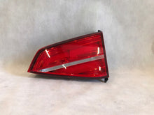 Laden Sie das Bild in den Galerie-Viewer, Rückleuchte VW Jetta 5C6945308G Rechts Rearlight RUK9493459920fa