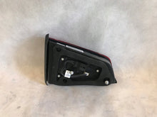 Laden Sie das Bild in den Galerie-Viewer, Rückleuchte VW Jetta 5C6945308G Rechts Rearlight RUK9493459920fa