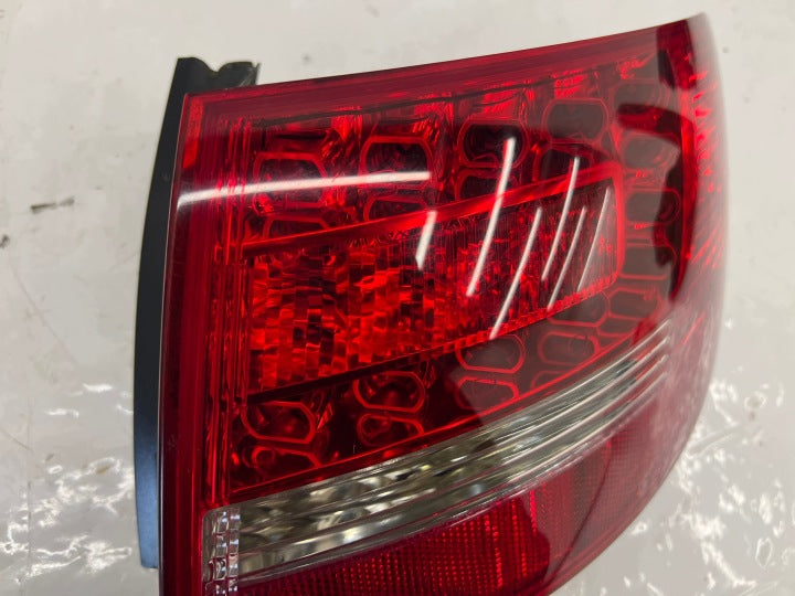 Rückleuchte Audi A6 C6 Avant 4F9945096E Rechts Rearlight RUK9520333771cy