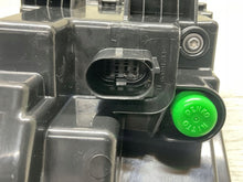 Laden Sie das Bild in den Galerie-Viewer, Rückleuchte VW I 14B945207A Links Rearlight RUK9576545944po