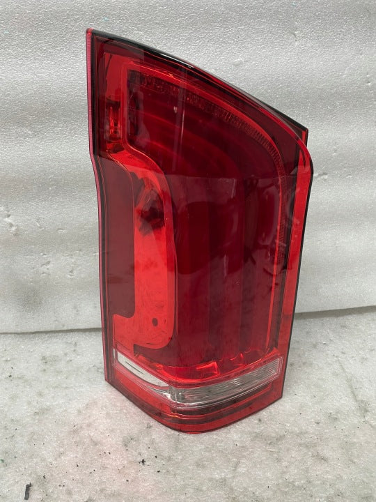 Rückleuchte Mercedes-Benz W447 A4478200567 Links Rearlight RUK9610236339wh