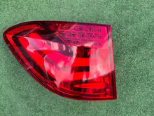 Laden Sie das Bild in den Galerie-Viewer, Rückleuchte BMW 5 F07 Links Rearlight RUK9666497734zb