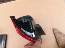 Laden Sie das Bild in den Galerie-Viewer, Rückleuchte VW Jetta 5C6945207E Links Rearlight RUK9672762731ui