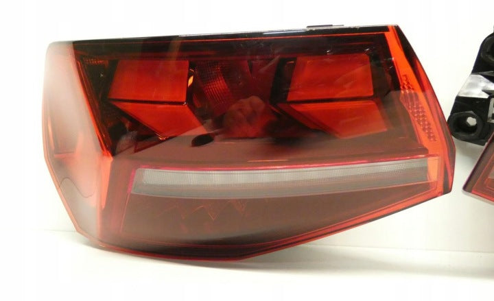 Rückleuchte Audi A3 8Y0945207C 8Y0945208C Ein Satz Rearlight RUK9675908697bx