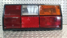 Laden Sie das Bild in den Galerie-Viewer, Rückleuchte VW Transporter 251945257F Rechts Rearlight RUK9716145923bv