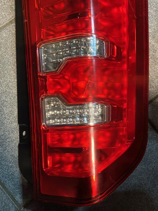 Rückleuchte Mercedes-Benz Mb 0008208564 LED Ein Stück (Rechts oder Links) RUK9718646537ds