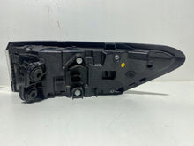 Laden Sie das Bild in den Galerie-Viewer, Rückleuchte VW Passat 3J0945207 Ein Stück (Rechts oder Links) Rearlight RUK9718771337xu