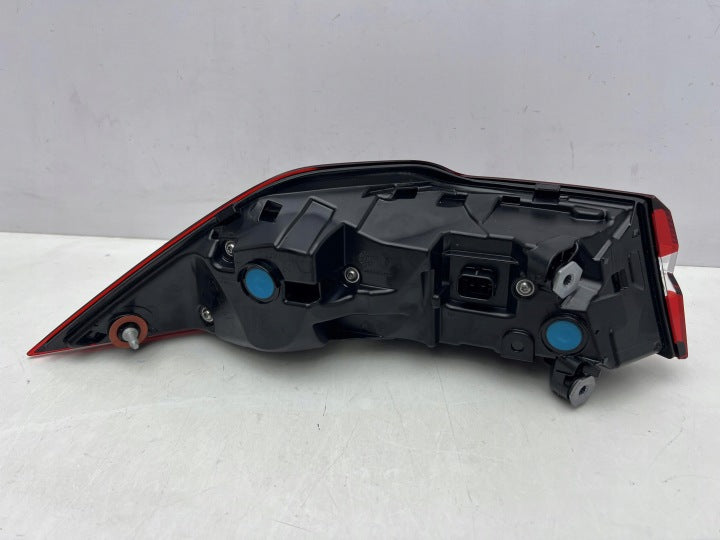 Rückleuchte BMW 5 H44B0F7E001 Rechts Rearlight RUK9748828758eu