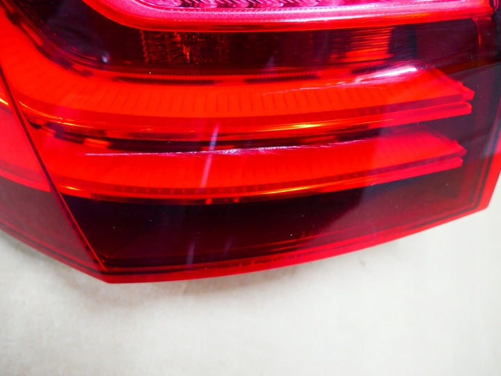Rückleuchte BMW F11 7370345 Links Rearlight RUK9775524299rx