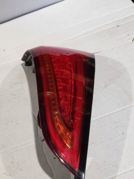 Rückleuchte Audi Q5 8R0945094C Rechts Rearlight RUK9863125776ei