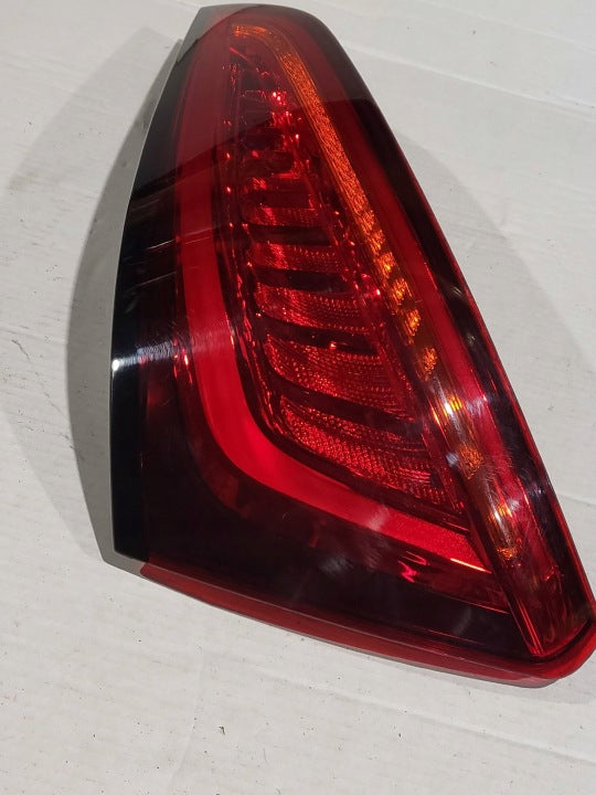 Rückleuchte Audi Q5 8R0945094C Rechts Rearlight RUK9863125776ei