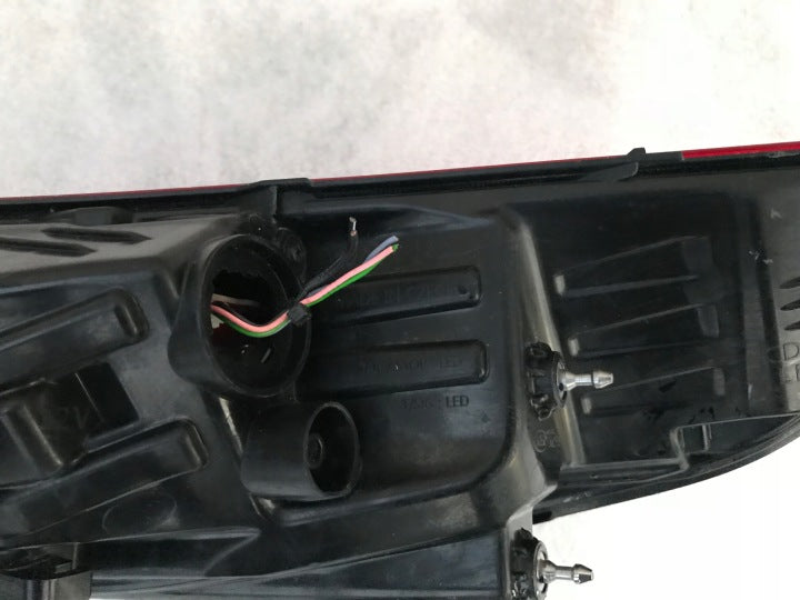 Rückleuchte Kia Ceed LED Links Rearlight RUK9875012557sa