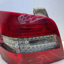 Laden Sie das Bild in den Galerie-Viewer, Rückleuchte Mercedes-Benz 2048202564 Links Rearlight RUK9882068420dk