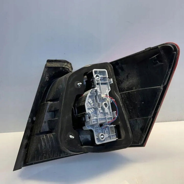 Rückleuchte Mercedes-Benz 2048202564 Links Rearlight RUK9882068420dk
