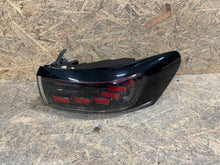 Laden Sie das Bild in den Galerie-Viewer, Rückleuchte VW 11A945208A Rechts Rearlight RUK9939129041yy
