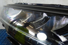 Laden Sie das Bild in den Galerie-Viewer, Frontscheinwerfer Skoda Karoq CART57B941009 Links Scheinwerfer Headlight SCH1000899468qq