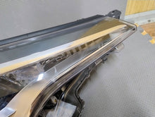 Laden Sie das Bild in den Galerie-Viewer, Frontscheinwerfer Toyota C-Hr 81110-F4030 LED Rechts Scheinwerfer Headlight SCH1002570526zd