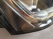 Laden Sie das Bild in den Galerie-Viewer, Frontscheinwerfer Audi A4 8K0941006C Xenon Rechts Scheinwerfer Headlight SCH1005634605xo