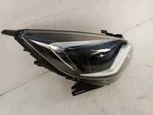 Laden Sie das Bild in den Galerie-Viewer, Frontscheinwerfer Opel Zafira A C 13472663 Rechts Scheinwerfer Headlight SCH1007669693pd