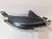 Laden Sie das Bild in den Galerie-Viewer, Frontscheinwerfer Mitsubishi L200 8301D382 LED Rechts Scheinwerfer Headlight SCH1011839894sz