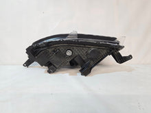 Laden Sie das Bild in den Galerie-Viewer, Frontscheinwerfer Mitsubishi L200 8301D382 LED Rechts Scheinwerfer Headlight SCH1011839894sz