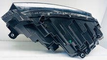 Laden Sie das Bild in den Galerie-Viewer, Frontscheinwerfer Skoda Octavia I 5E4941015 LED Links Scheinwerfer Headlight SCH1013465604qp