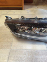 Laden Sie das Bild in den Galerie-Viewer, Frontscheinwerfer Toyota Yaris 81150K0080 Links Scheinwerfer Headlight SCH1015975935gs