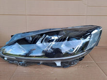 Laden Sie das Bild in den Galerie-Viewer, Frontscheinwerfer Ford Kuga 90187818 Links Scheinwerfer Headlight SCH1018690267qs