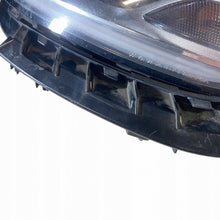 Load image into Gallery viewer, Frontscheinwerfer Chrysler Pacifica 111521A Rechts Scheinwerfer Headlight SCH1018834404ri