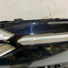 Laden Sie das Bild in den Galerie-Viewer, Frontscheinwerfer Dacia Duster 260107725R LED Rechts Scheinwerfer Headlight SCH1026173577pk