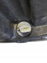Load image into Gallery viewer, Frontscheinwerfer Kia Sorento I LHD8368 Links Scheinwerfer Headlight SCH1030818749ry