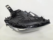 Laden Sie das Bild in den Galerie-Viewer, Frontscheinwerfer Opel Astra L 9851881180 Rechts Scheinwerfer Headlight SCH1034132738ik