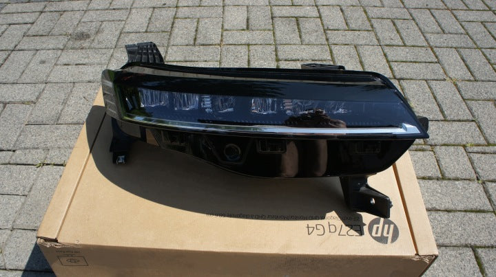 Frontscheinwerfer Renault Megane I E-Tech 260103279R LED Rechts Headlight SCH1034625445xy