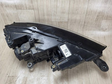 Laden Sie das Bild in den Galerie-Viewer, Frontscheinwerfer Skoda Scala 657941015 90176071 LED Links Headlight SCH1043543525xr