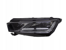 Load image into Gallery viewer, Frontscheinwerfer Skoda Octavia IV 5E4941015A LED Links Scheinwerfer Headlight SCH1049052443ag