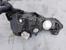Load image into Gallery viewer, Frontscheinwerfer Toyota J006818 Links Scheinwerfer Headlight SCH1049702207mh