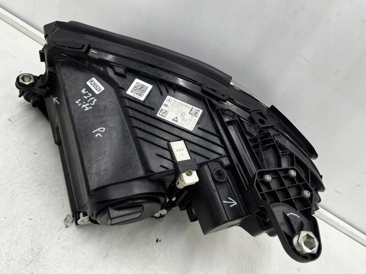 Frontscheinwerfer Mercedes-Benz W213 A2139060210 LED Rechts Headlight SCH1054245909hm