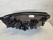Laden Sie das Bild in den Galerie-Viewer, Frontscheinwerfer Renault 260606796R Links Scheinwerfer Headlight SCH1056936628xy