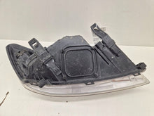 Laden Sie das Bild in den Galerie-Viewer, Frontscheinwerfer Ford Focus 8M5113101DF Links Scheinwerfer Headlight SCH1064526317gg